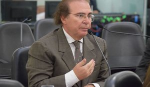 Olavo Calheiros diz que governo de Alagoas precisa rever bases