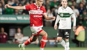 CRB empata sem gols com o Coritiba e diminui suas chances de acesso