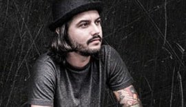 Laudos do IML comprovam agressão contra mãe do cantor Pe Lanza