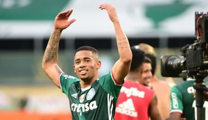 Gabriel Jesus leva Bola de Ouro, Palmeiras domina e Santos passa em branco