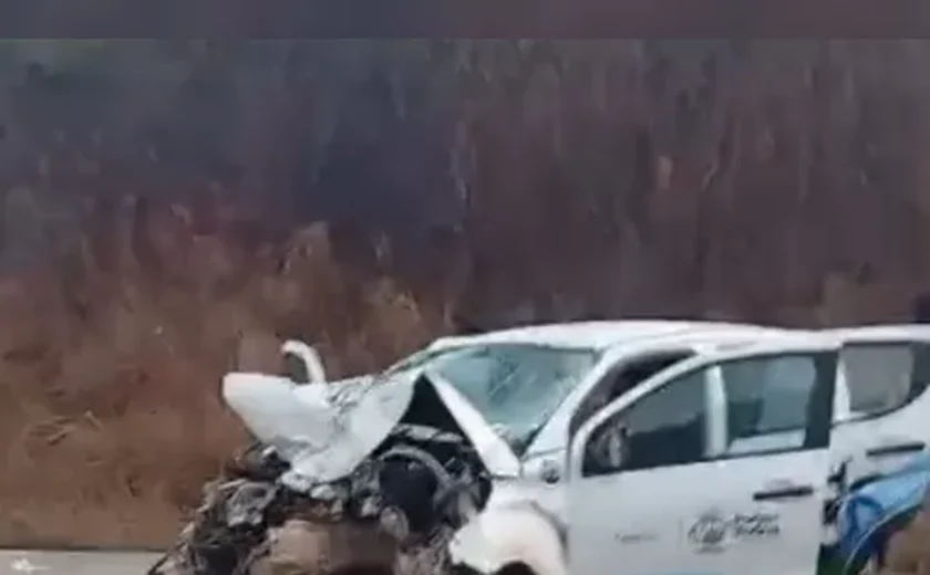 Idosa morre a caminho de hemodiálise após colisão em Maceió