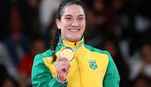 Mayra Aguiar desbanca cubana e conquista o 55º ouro do Brasil