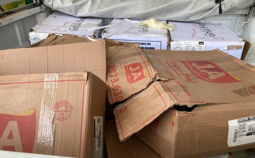 Vigilância Sanitária apreende 350 kg de charque estragado em estabelecimento na Levada