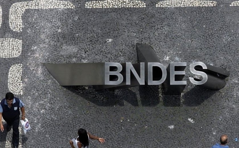 Lucro líquido do BNDES cai 76,6% no primeiro trimestre, para R$ 373 milhões