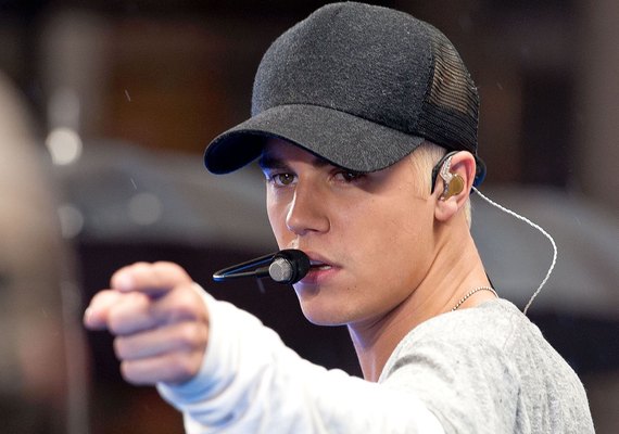 Justin Bieber adia shows por problemas de saúde: 'Minha doença está piorando'