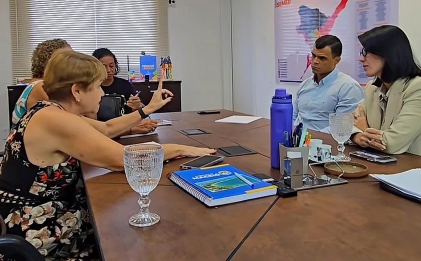 Vídeo: Educação em Maceió entre a instabilidade administrativa e o 'balcão de negócios' político
