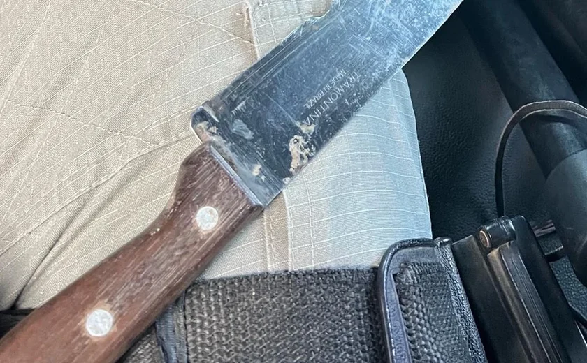 Mulher é detida após ameaçar outra com faca em restaurante de Arapiraca