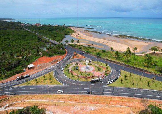 Governador Paulo Dantas entrega trecho da duplicação da AL-101 Norte