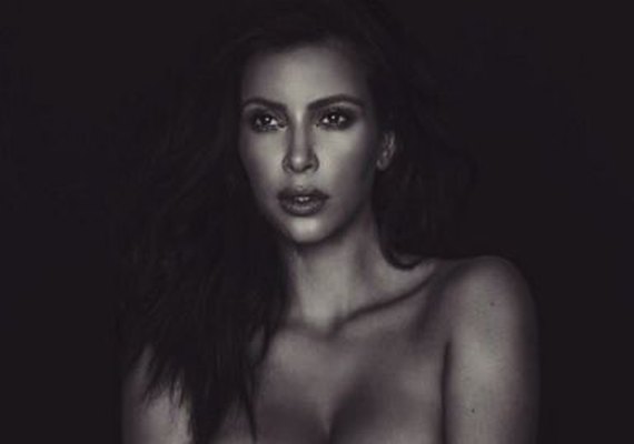 Kim Kardashian diz que seu talento é fazer com que as pessoas gostem dela e fazer dinheiro com isso
