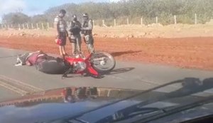 Acidente de moto deixa o pai morto e o filho ferido em Igaci