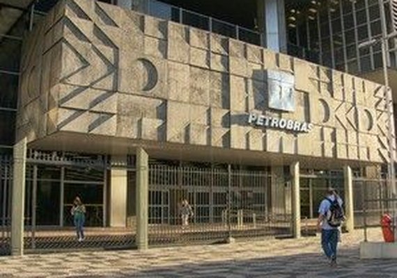 União vende à Petrobras 500 mil barris de petróleo da área de Mero