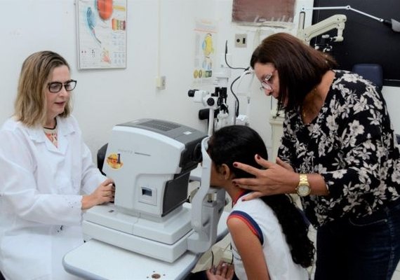 Sesau garante óculos de grau a mais de 100 alunos de três escolas públicas