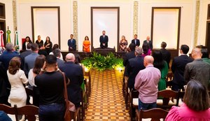 Câmara celebra Dia do Servidor com sessão especial na Associação Comercial de Maceió