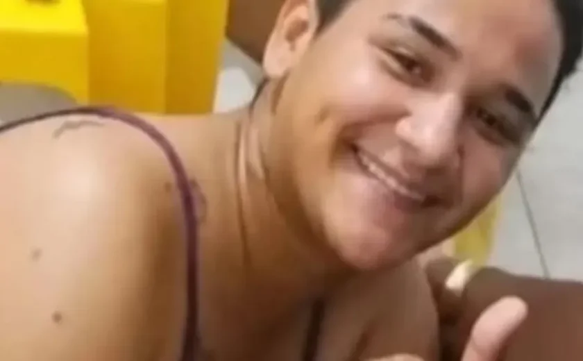 Motocicleta usada por jovem desaparecida é localizada em oficina e será periciada