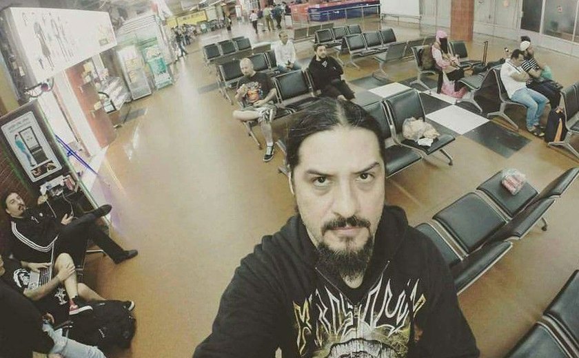 Banda brasileira de metal diz ter sido retida em Bangladesh e tem show cancelado