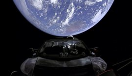 SpaceX mostra primeiras horas do Tesla Roadster no espaço