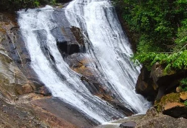 Cachoeira do Ximenes: história e muita natureza na Serra da Barriga