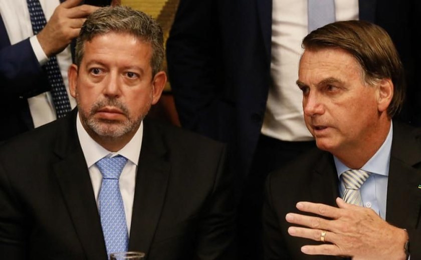 Bolsonaro quer atrair mídia liberal com ataques e privatização da Petrobras