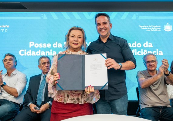 Tereza Nelma assume a Secdef com o compromisso de fazer Alagoas um estado ainda mais inclusivo