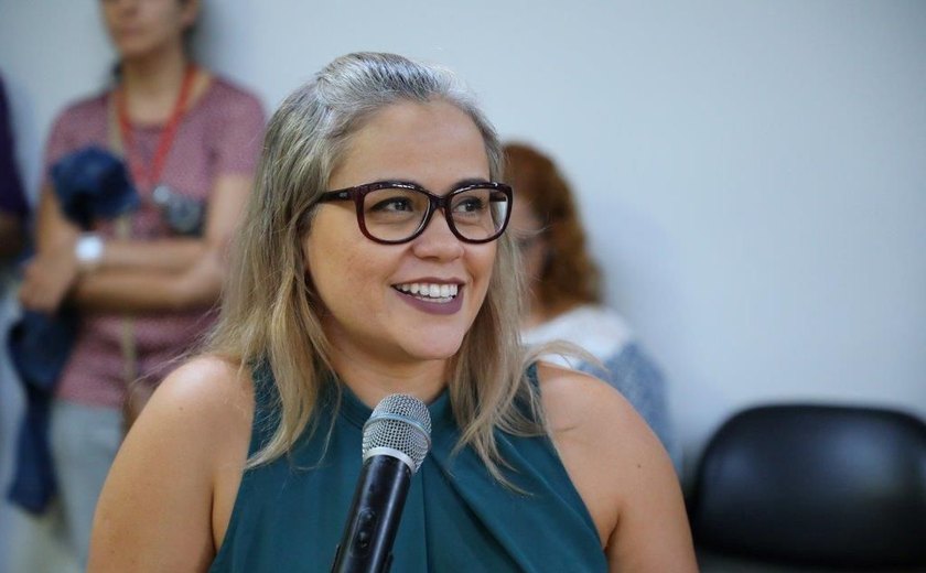 Laura Souza assume Secretaria da Educação e garante dar continuidade aos trabalhos
