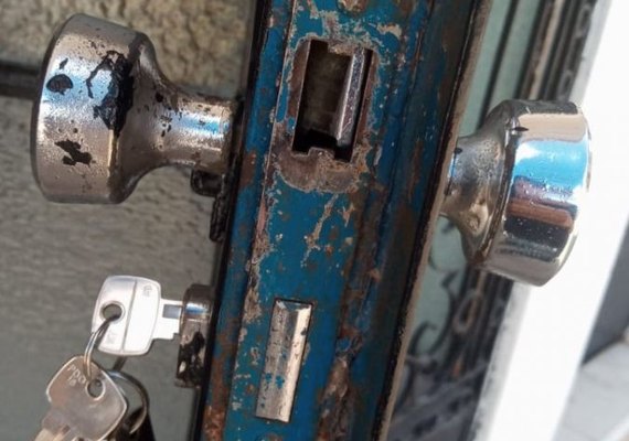 Sede do Centro LGBT de Maceió sofre tentativa de arrombamento