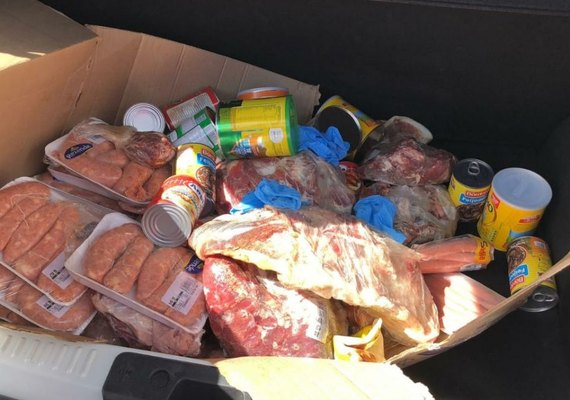 Procon Alagoas apreende 21 kg de carne vencida em supermercado de Maceió