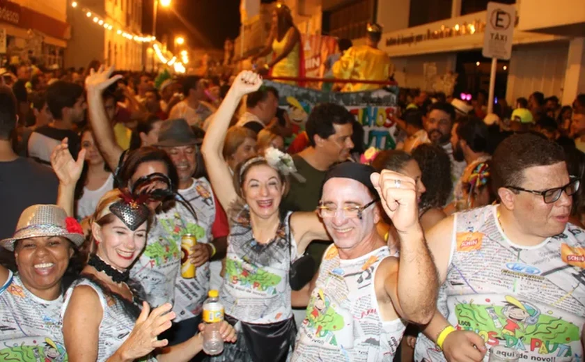 Bloco Filhos da Pauta se prepara para desfile em Jaraguá com concentração animada e chopp liberado
