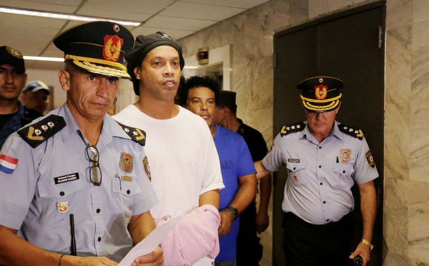 Inquérito de Ronaldinho se agrava com suspeita de lavagem de dinheiro