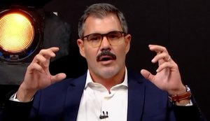 Ator Juliano Cazarré choca ao dizer em entrevista que 'mulheres matam mais que homens'