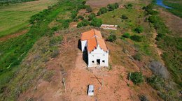 Assombrações e milagres em igreja à beira do Velho Chico