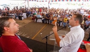 Governador anuncia construção de Hospital Regional e reforma da Unidade de Emergência