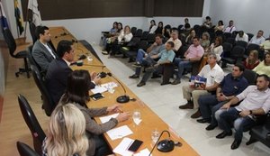 Secretário reúne prefeitos alagoanos para discutir Plano Municipal de Saúde