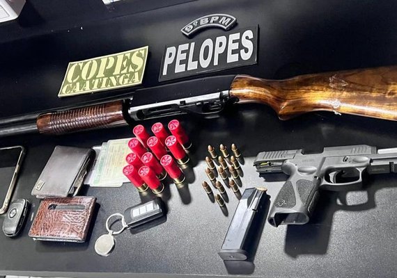 Em ações de combate ao crime, PM apreende armas, drogas e veículos no interior