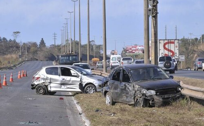 Dormir no volante está entre as principais causas de acidentes nas rodovias no país