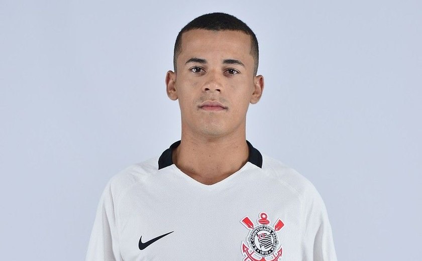 Corinthians fecha empréstimo de ex-jogador do CRB para o Figueirense