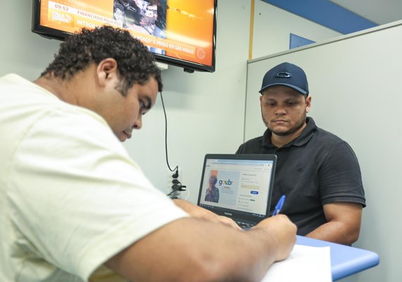 Alagoas registra aumento de 13% no número de contratações em 2024