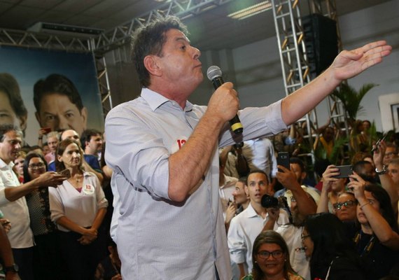 PT tenta achar rumo e admite que ideia de frente pela democracia é remota