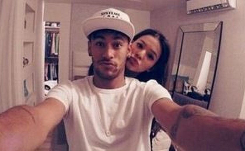 Marquezine e Neymar reatam, tem filhos e vidente dá prazo definitivo