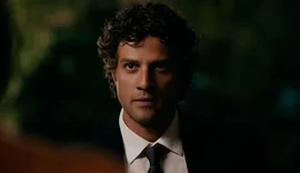 Vem aí em Quem Ama Cuida: Pedro fica à beira da morte após armação de Pilar Brandão