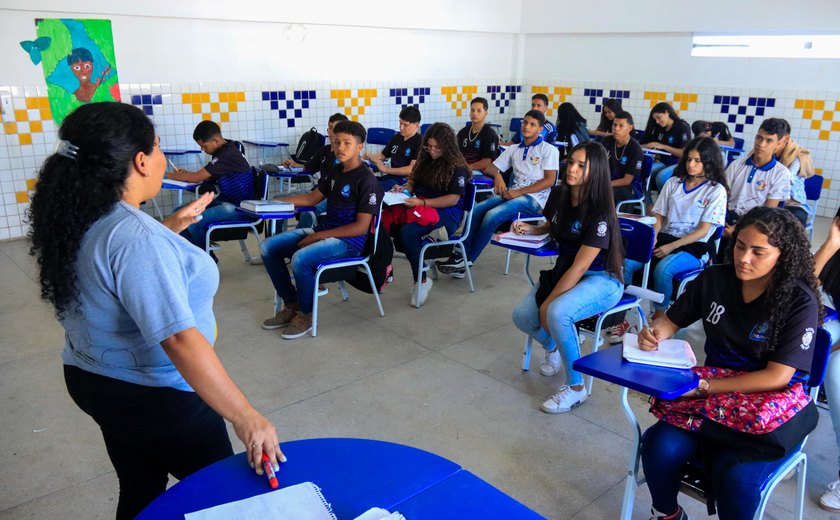 Seduc divulga nova convocação de professores, auxiliares e agentes educacionais temporários