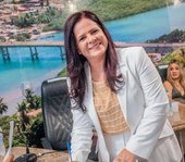 Lívia Carla toma posse na Barra de Santo Antônio