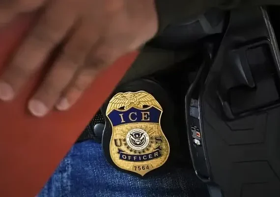 EUA deportam menino americano de 4 anos com câncer raro