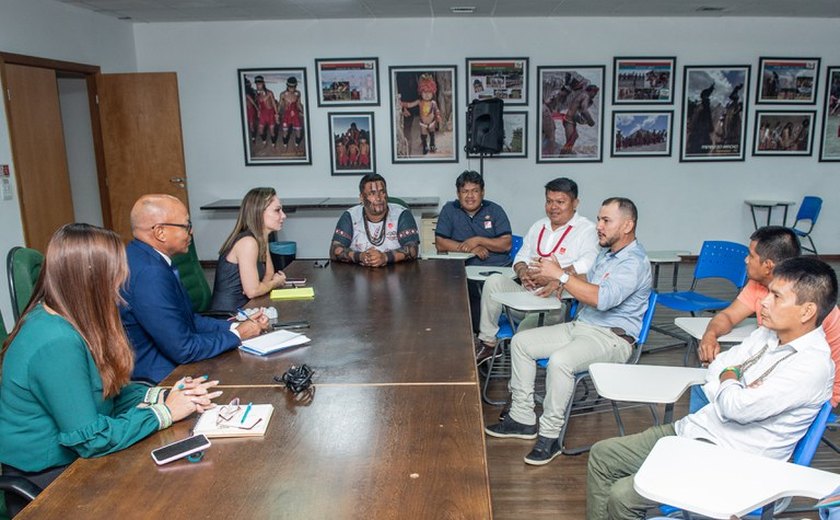 Funai promove reunião para debater apoio a cooperativas indígenas de Rondônia
