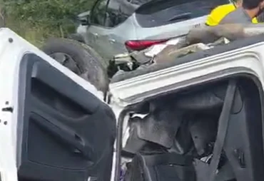 Colisão entre carros deixa um morto e dois feridos em Craíbas