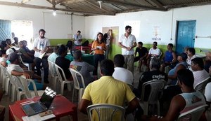 Pescadores e marisqueiras estão sofrendo com os efeitos do óleo no litoral nordestino