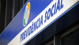 INSS antecipa em duas parcelas o 13ª dos aposentados