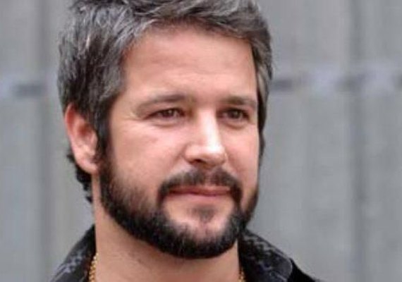 Murilo Benício compra relógio de luxo na internet e recebe pedra
