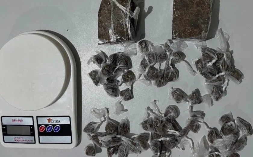 Adolescente de 17 anos é apreendido por tráfico de drogas em Arapiraca