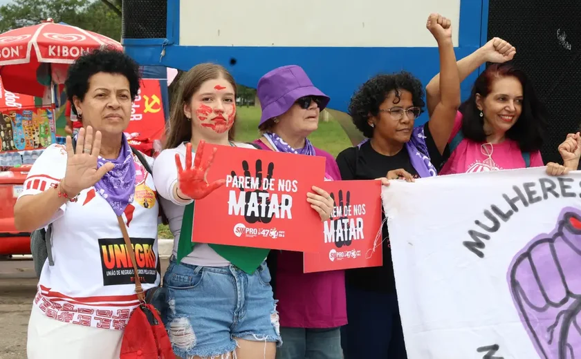 Protestos contra a violência de gênero tomam o Brasil neste 8 de março
