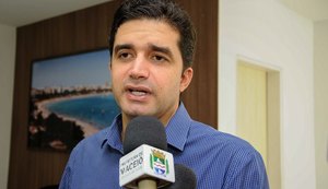 Prefeito Rui Palmeira garante mais duas mil casas para Maceió